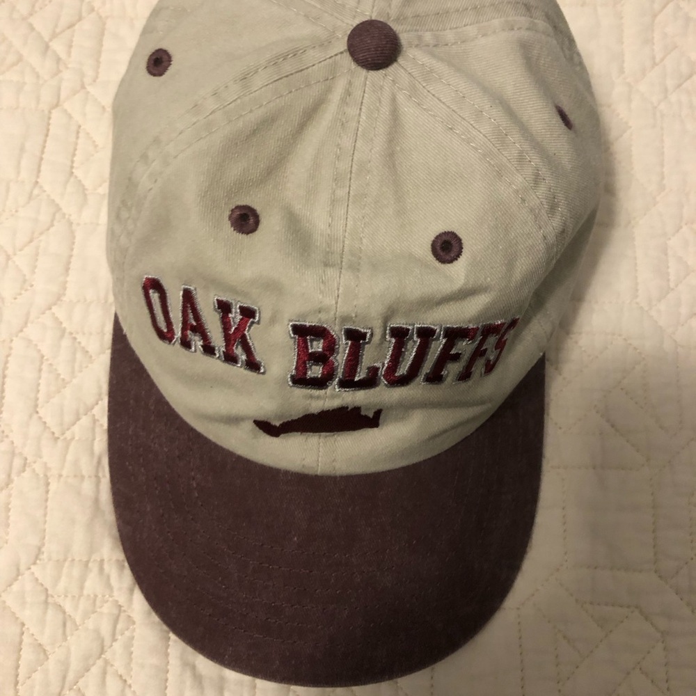 Oak Bluffs Embroidered Two-Tone Baseball Cap - Picture 1 of 5